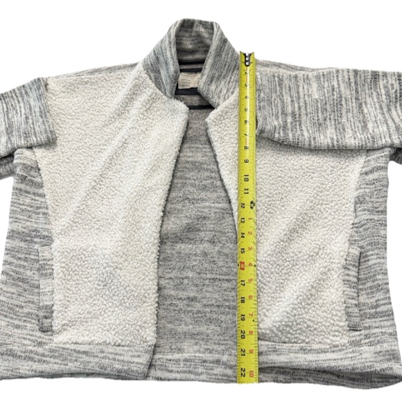 Anthropologie Saturday Sunday Sherpa Fleece Cardigan Jacket S Gray White Cozy - Picture 7 of 8